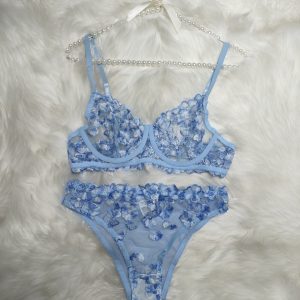 Florals Myrese Bridal Registry